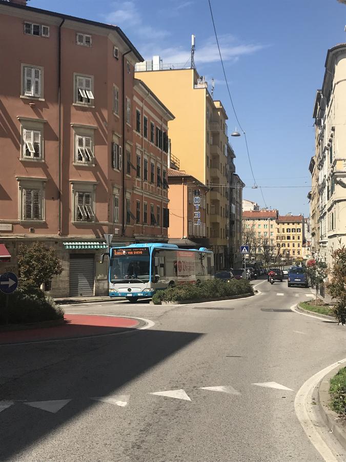 Dede'S Home Trieste Bagian luar foto