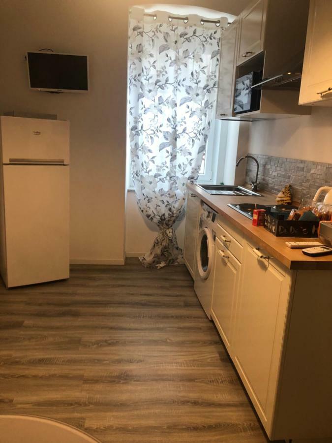 Dede'S Home Trieste Bagian luar foto